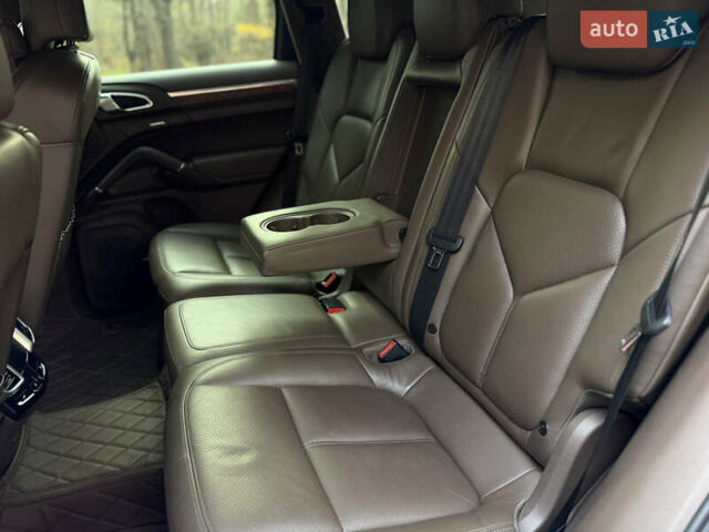 Коричневий Порше Cayenne, об'ємом двигуна 3.6 л та пробігом 115 тис. км за 31000 $, фото 14 на Automoto.ua