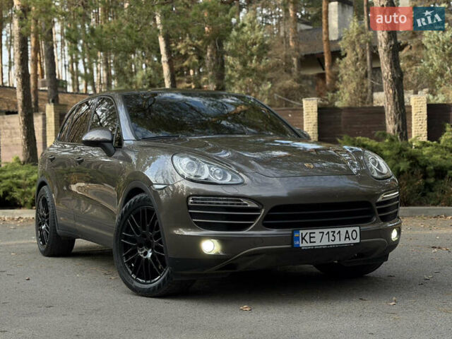 Коричневий Порше Cayenne, об'ємом двигуна 3.6 л та пробігом 115 тис. км за 31000 $, фото 6 на Automoto.ua