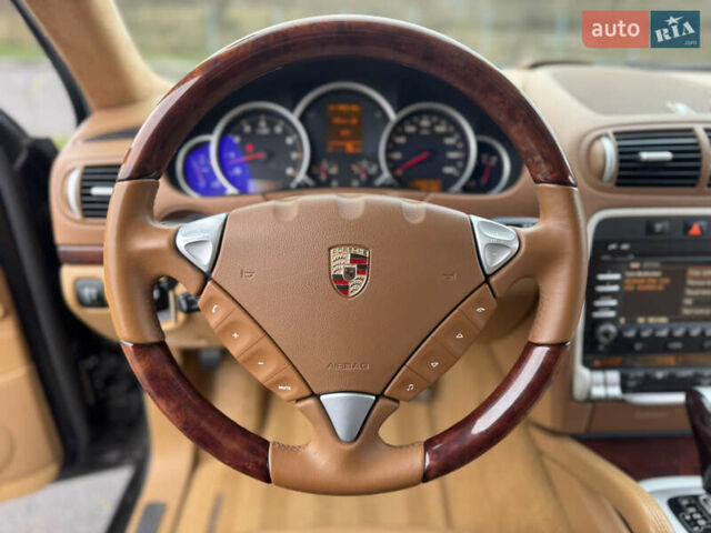 Коричневый Порше Каен, объемом двигателя 4.8 л и пробегом 205 тыс. км за 14144 $, фото 33 на Automoto.ua