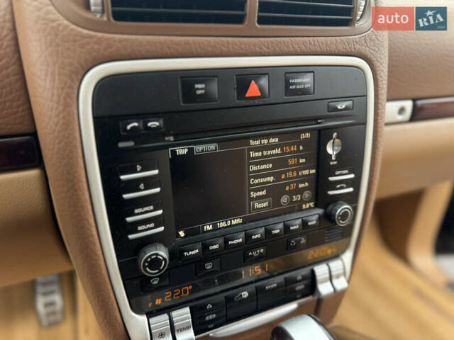 Коричневый Порше Каен, объемом двигателя 4.8 л и пробегом 205 тыс. км за 14144 $, фото 38 на Automoto.ua