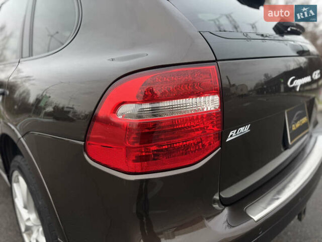 Коричневый Порше Каен, объемом двигателя 4.8 л и пробегом 205 тыс. км за 14144 $, фото 21 на Automoto.ua