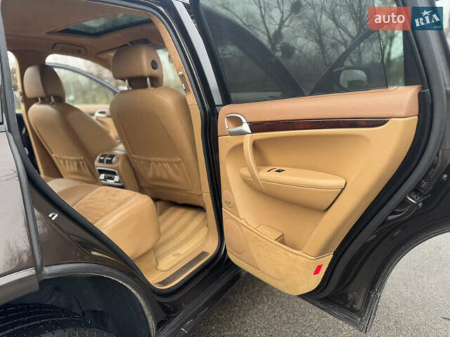 Коричневый Порше Каен, объемом двигателя 4.8 л и пробегом 205 тыс. км за 14144 $, фото 56 на Automoto.ua