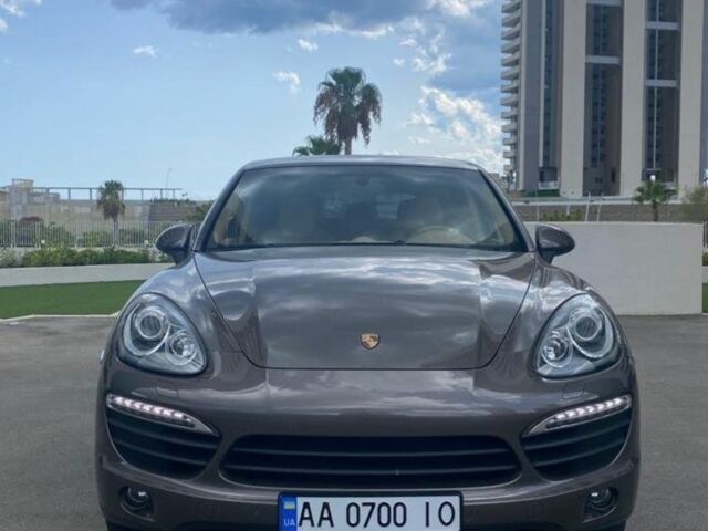 Коричневий Порше Cayenne, об'ємом двигуна 4.8 л та пробігом 16 тис. км за 25500 $, фото 8 на Automoto.ua