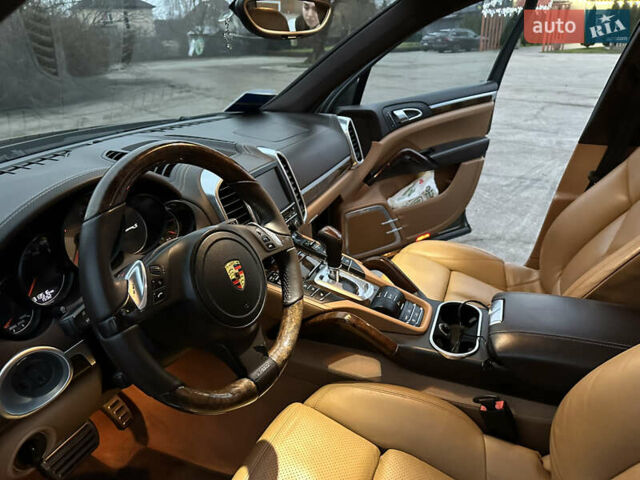 Коричневый Порше Каен, объемом двигателя 3 л и пробегом 313 тыс. км за 15999 $, фото 12 на Automoto.ua