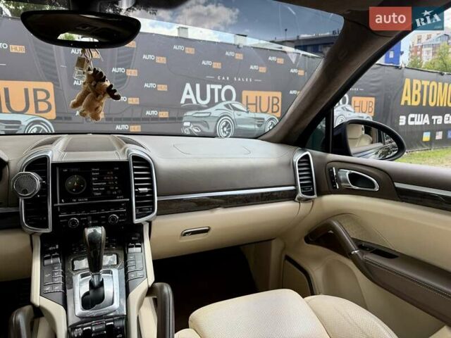 Коричневый Порше Каен, объемом двигателя 4.8 л и пробегом 206 тыс. км за 19000 $, фото 15 на Automoto.ua