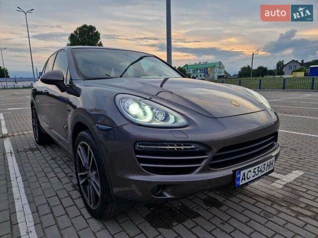 Коричневий Порше Cayenne, об'ємом двигуна 2.97 л та пробігом 263 тис. км за 30000 $, фото 18 на Automoto.ua