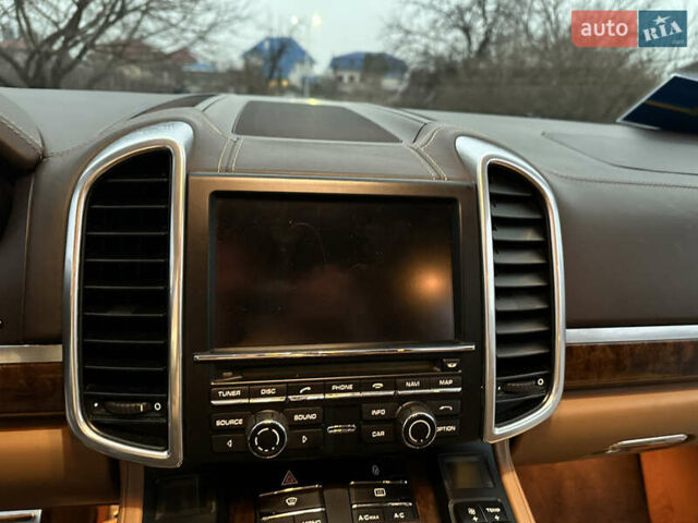 Коричневый Порше Каен, объемом двигателя 3 л и пробегом 313 тыс. км за 15999 $, фото 17 на Automoto.ua