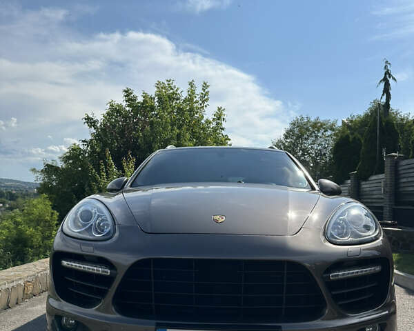 Коричневый Порше Каен, объемом двигателя 4.8 л и пробегом 169 тыс. км за 17900 $, фото 9 на Automoto.ua