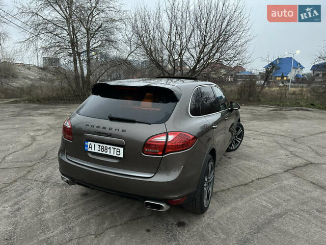 Коричневый Порше Каен, объемом двигателя 3 л и пробегом 313 тыс. км за 15999 $, фото 3 на Automoto.ua