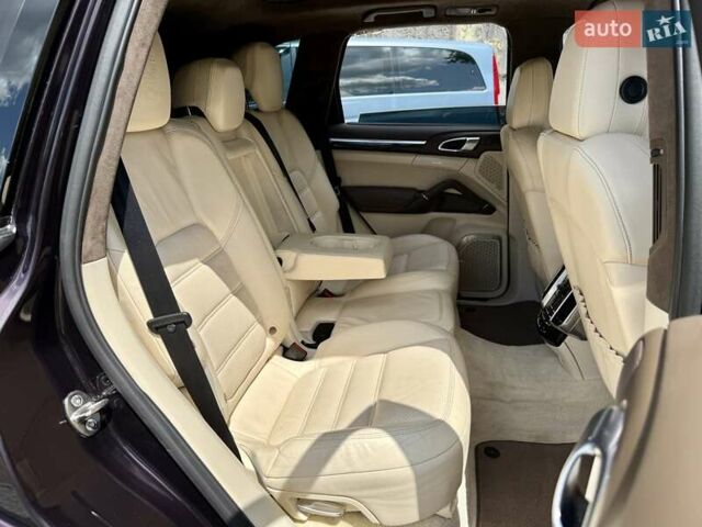 Коричневый Порше Каен, объемом двигателя 4.8 л и пробегом 206 тыс. км за 19000 $, фото 11 на Automoto.ua