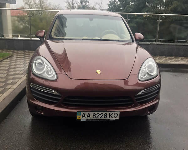 Коричневий Порше Cayenne, об'ємом двигуна 4.81 л та пробігом 142 тис. км за 18000 $, фото 11 на Automoto.ua