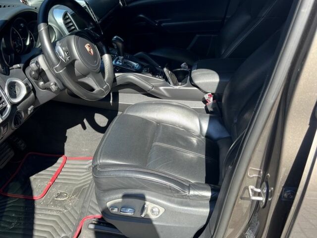 Коричневый Порше Каен, объемом двигателя 3.6 л и пробегом 160 тыс. км за 19500 $, фото 9 на Automoto.ua