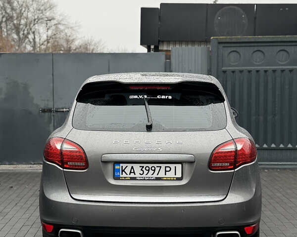 Коричневый Порше Каен, объемом двигателя 4.81 л и пробегом 200 тыс. км за 16999 $, фото 5 на Automoto.ua