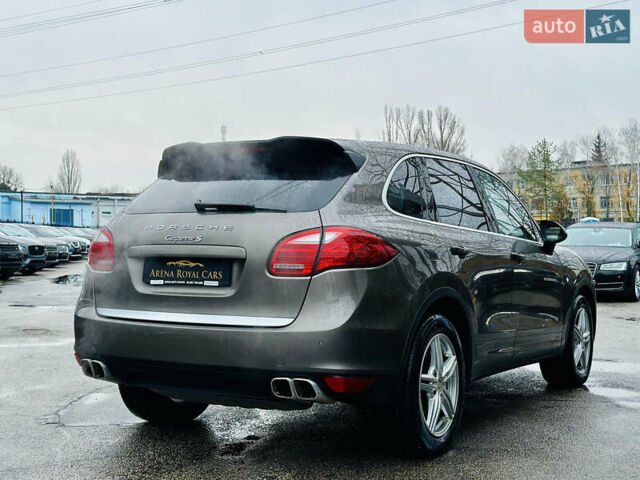 Коричневый Порше Каен, объемом двигателя 4.81 л и пробегом 136 тыс. км за 20800 $, фото 9 на Automoto.ua