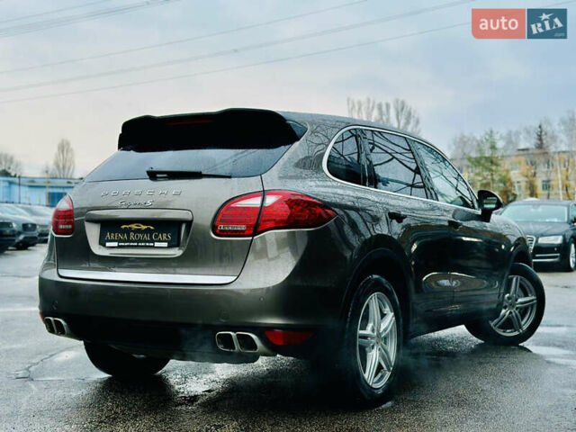 Коричневый Порше Каен, объемом двигателя 4.81 л и пробегом 136 тыс. км за 20800 $, фото 1 на Automoto.ua