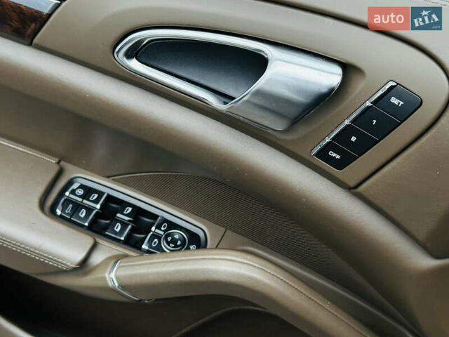 Коричневый Порше Каен, объемом двигателя 4.81 л и пробегом 136 тыс. км за 20800 $, фото 29 на Automoto.ua