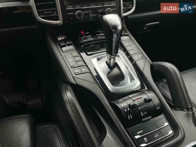 Коричневый Порше Каен, объемом двигателя 3 л и пробегом 191 тыс. км за 22500 $, фото 18 на Automoto.ua