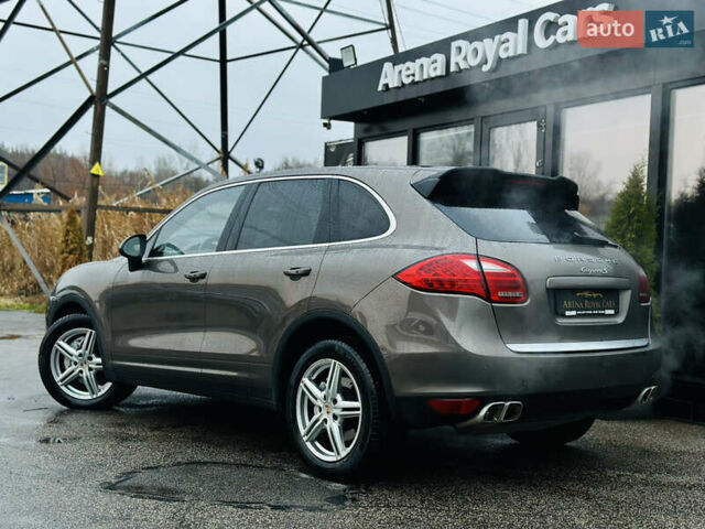 Коричневый Порше Каен, объемом двигателя 4.81 л и пробегом 136 тыс. км за 20800 $, фото 3 на Automoto.ua