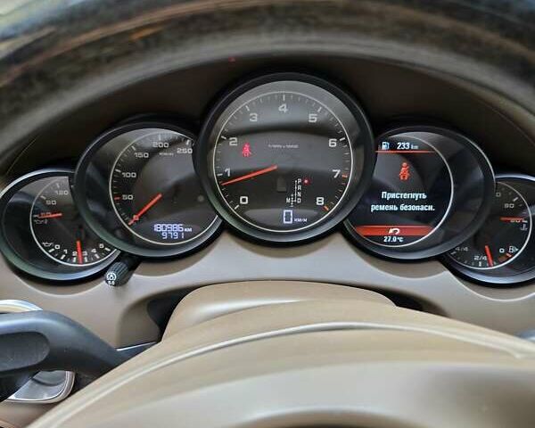 Коричневый Порше Каен, объемом двигателя 3.6 л и пробегом 180 тыс. км за 23800 $, фото 19 на Automoto.ua