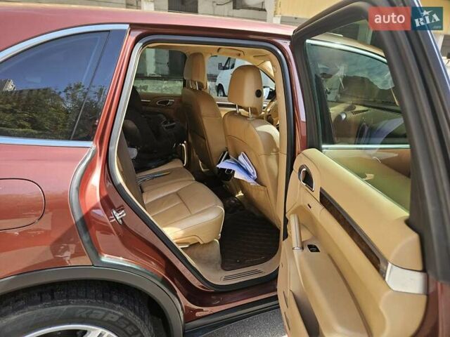 Коричневий Порше Cayenne, об'ємом двигуна 3.6 л та пробігом 133 тис. км за 19000 $, фото 8 на Automoto.ua