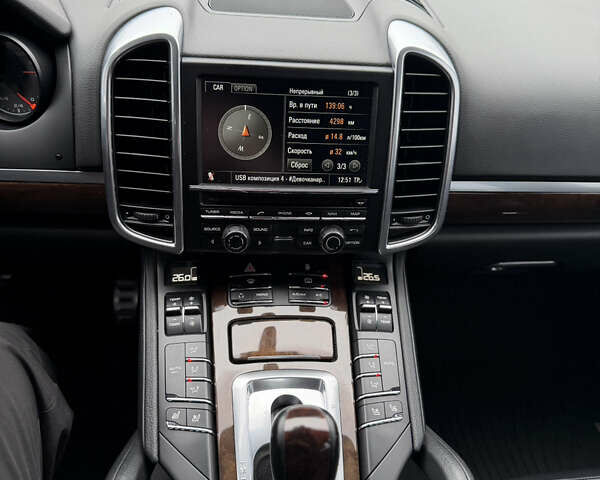 Коричневый Порше Каен, объемом двигателя 4.81 л и пробегом 200 тыс. км за 16999 $, фото 25 на Automoto.ua