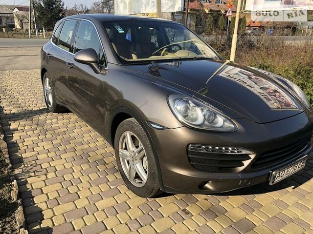 Коричневий Порше Cayenne, об'ємом двигуна 4.8 л та пробігом 270 тис. км за 25835 $, фото 5 на Automoto.ua