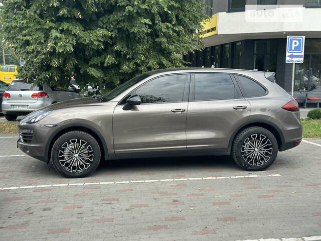 Коричневий Порше Cayenne, об'ємом двигуна 4.81 л та пробігом 242 тис. км за 25500 $, фото 7 на Automoto.ua
