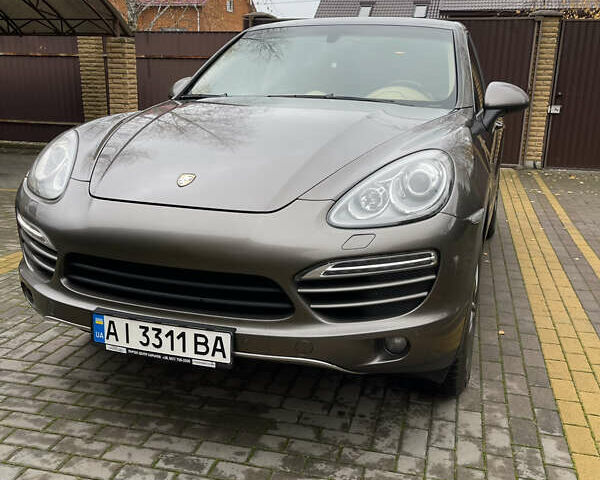 Коричневый Порше Каен, объемом двигателя 3.6 л и пробегом 217 тыс. км за 17900 $, фото 1 на Automoto.ua