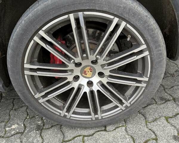 Коричневий Порше Cayenne, об'ємом двигуна 4.8 л та пробігом 134 тис. км за 19990 $, фото 2 на Automoto.ua