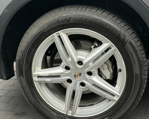 Коричневый Порше Каен, объемом двигателя 4.81 л и пробегом 200 тыс. км за 16999 $, фото 12 на Automoto.ua