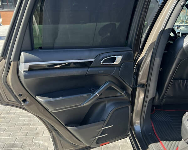 Коричневий Порше Cayenne, об'ємом двигуна 3.6 л та пробігом 150 тис. км за 18800 $, фото 7 на Automoto.ua