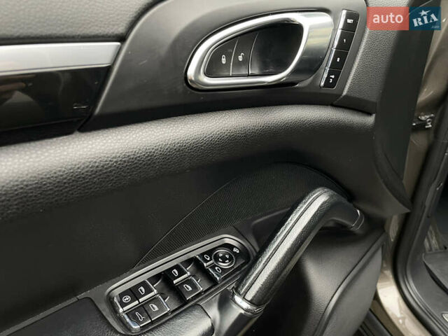 Коричневый Порше Каен, объемом двигателя 3 л и пробегом 191 тыс. км за 22500 $, фото 8 на Automoto.ua