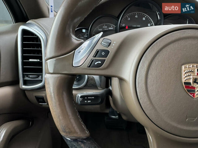 Коричневий Порше Cayenne, об'ємом двигуна 3.6 л та пробігом 181 тис. км за 23800 $, фото 29 на Automoto.ua