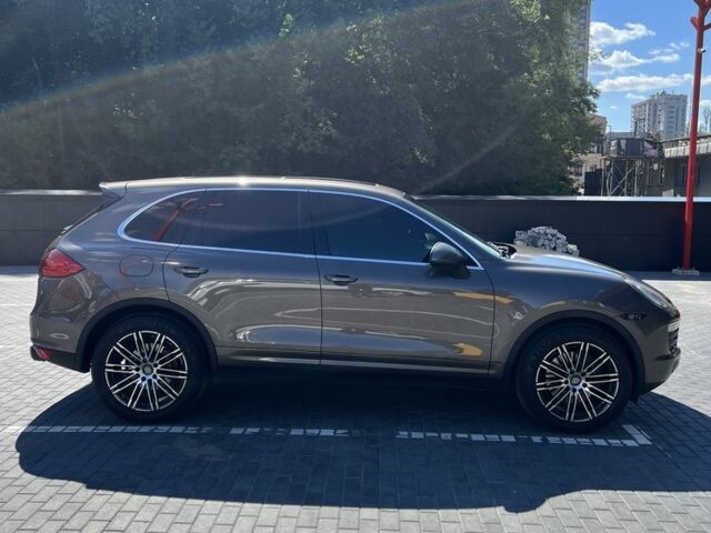 Коричневый Порше Каен, объемом двигателя 3.6 л и пробегом 160 тыс. км за 19500 $, фото 6 на Automoto.ua