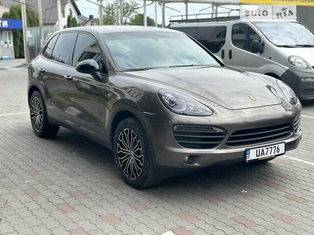 Коричневий Порше Cayenne, об'ємом двигуна 4.81 л та пробігом 242 тис. км за 25500 $, фото 4 на Automoto.ua