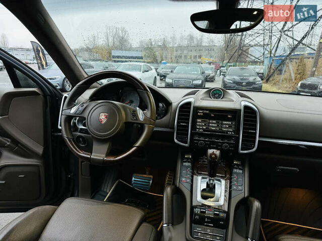 Коричневый Порше Каен, объемом двигателя 4.81 л и пробегом 136 тыс. км за 20800 $, фото 23 на Automoto.ua