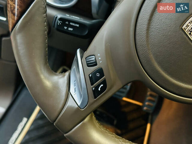 Коричневый Порше Каен, объемом двигателя 4.81 л и пробегом 136 тыс. км за 20800 $, фото 32 на Automoto.ua