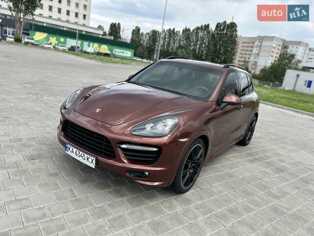 Коричневый Порше Каен, объемом двигателя 4.8 л и пробегом 115 тыс. км за 25999 $, фото 1 на Automoto.ua