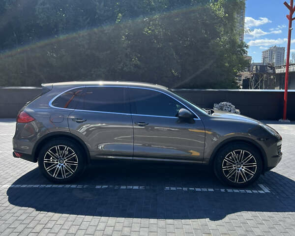 Коричневий Порше Cayenne, об'ємом двигуна 3.6 л та пробігом 150 тис. км за 18800 $, фото 2 на Automoto.ua