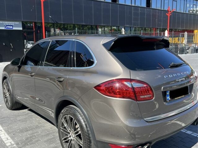 Коричневый Порше Каен, объемом двигателя 3.6 л и пробегом 160 тыс. км за 19500 $, фото 3 на Automoto.ua