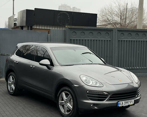 Коричневый Порше Каен, объемом двигателя 4.81 л и пробегом 200 тыс. км за 16999 $, фото 9 на Automoto.ua