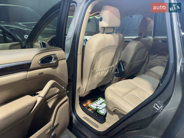 Коричневий Порше Cayenne, об'ємом двигуна 3.6 л та пробігом 95 тис. км за 23999 $, фото 25 на Automoto.ua