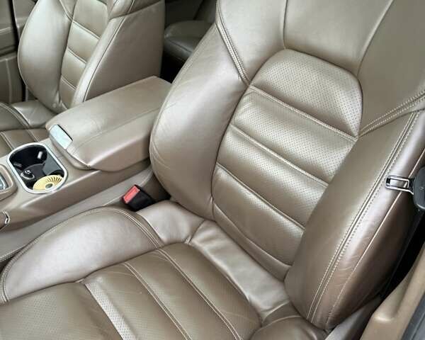 Коричневий Порше Cayenne, об'ємом двигуна 4.8 л та пробігом 134 тис. км за 19990 $, фото 8 на Automoto.ua