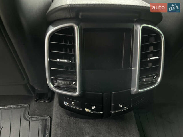 Коричневый Порше Каен, объемом двигателя 3 л и пробегом 191 тыс. км за 22500 $, фото 21 на Automoto.ua