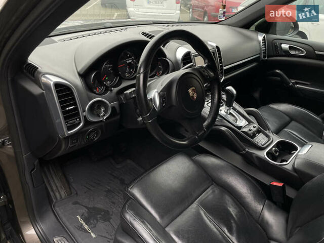 Коричневый Порше Каен, объемом двигателя 3 л и пробегом 191 тыс. км за 22500 $, фото 10 на Automoto.ua
