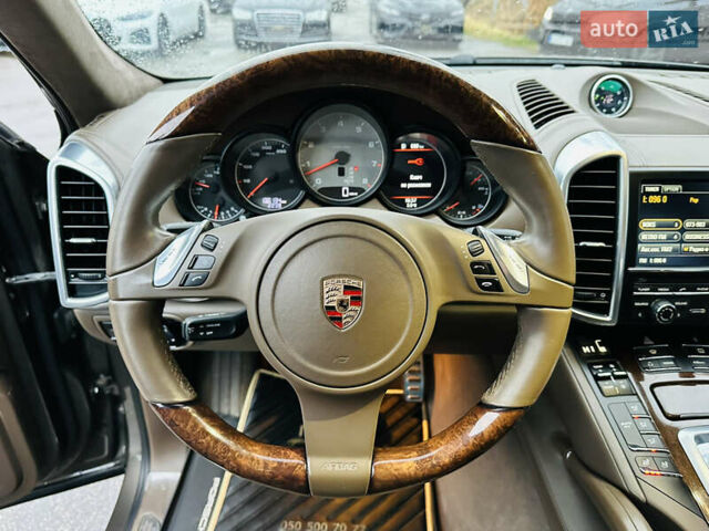 Коричневый Порше Каен, объемом двигателя 4.81 л и пробегом 136 тыс. км за 20800 $, фото 30 на Automoto.ua