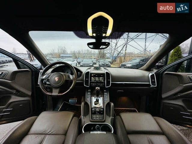 Коричневый Порше Каен, объемом двигателя 4.81 л и пробегом 136 тыс. км за 20800 $, фото 22 на Automoto.ua