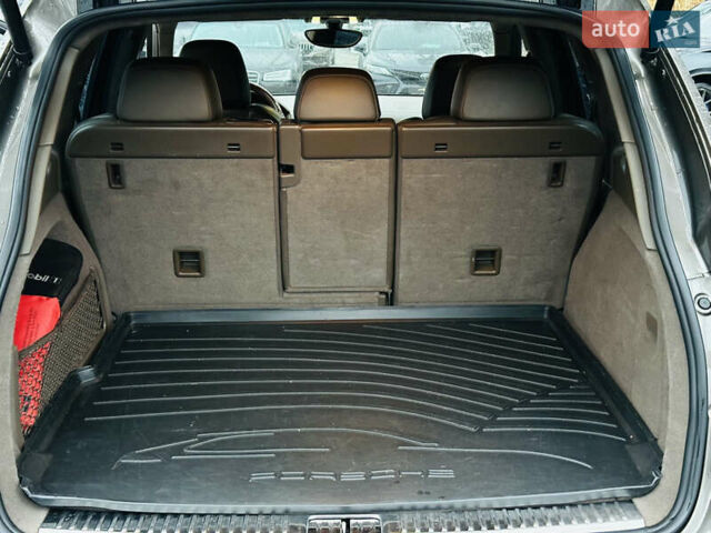 Коричневый Порше Каен, объемом двигателя 4.81 л и пробегом 136 тыс. км за 20800 $, фото 11 на Automoto.ua