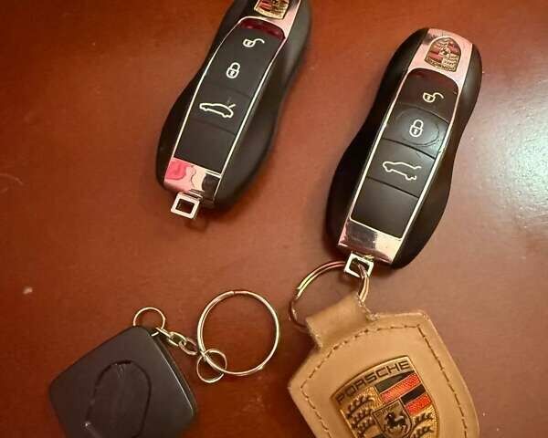 Порше Каен 2013 в Киеве на Automoto.ua Коричневый Порше Каен, объемом двигателя 3.6 л и пробегом 121 тыс. км за 26000 $, фото 12 на Automoto.ua