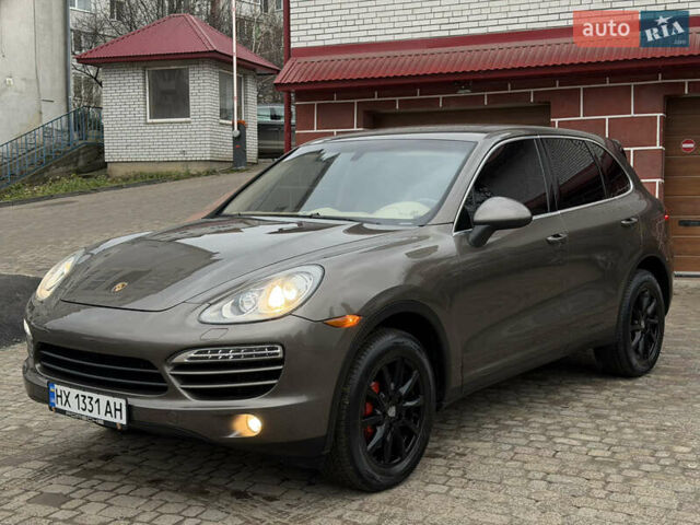 Коричневый Порше Каен, объемом двигателя 3 л и пробегом 178 тыс. км за 21000 $, фото 12 на Automoto.ua